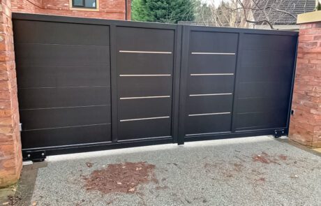 Akordia black sliding aluminium gates metal strips automatic gates