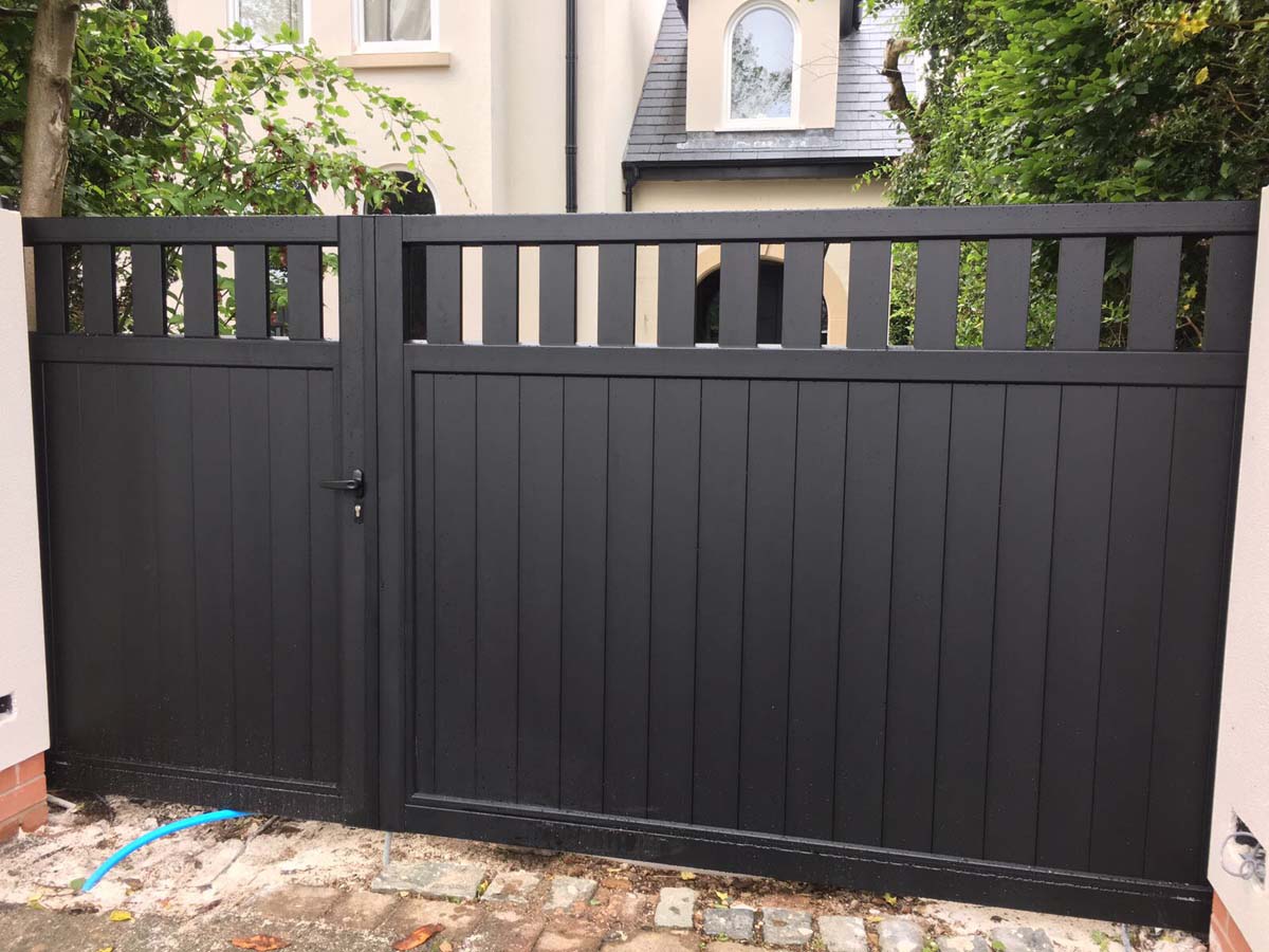 black aluminium garden gate