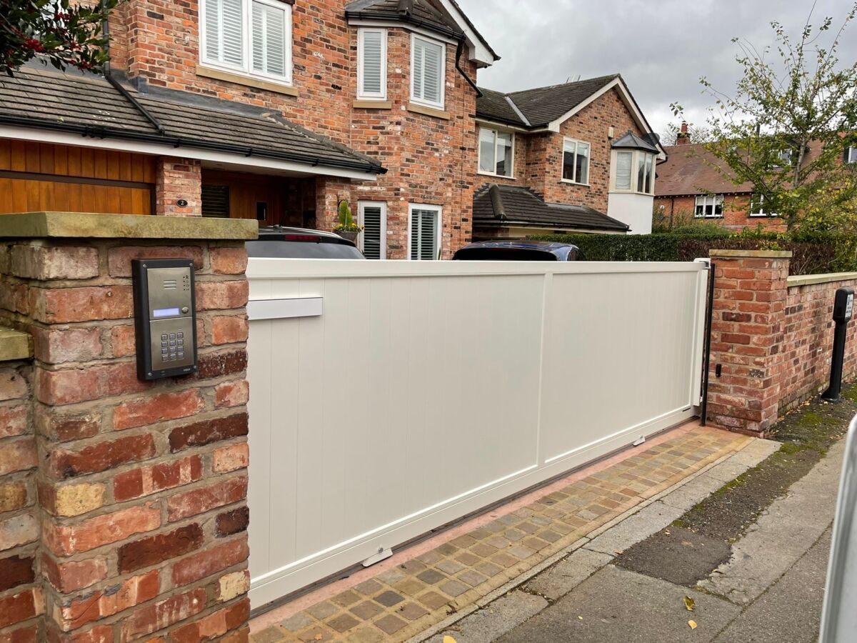 Do I need planning permission for gates? Horizal Aluminium Gates