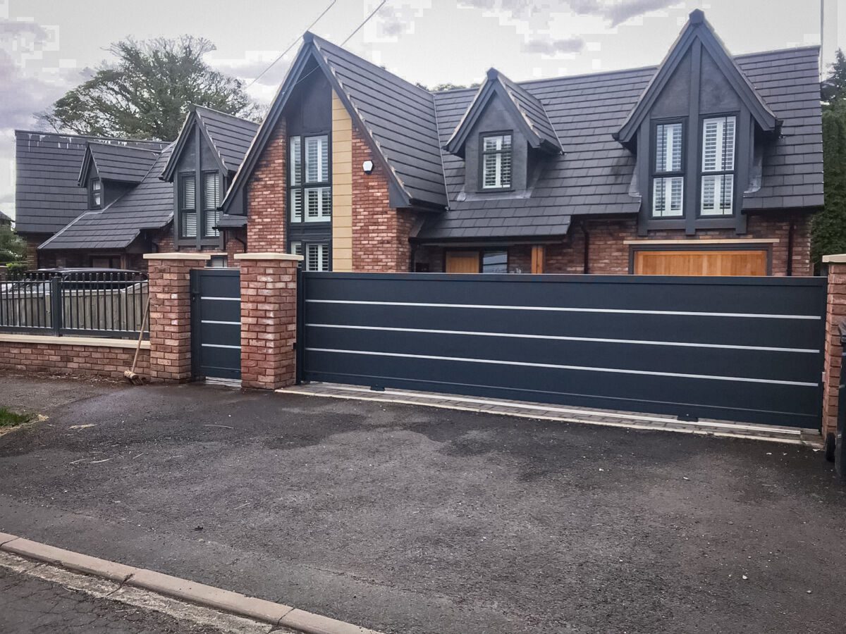 Gates Horsham Bank House Electric Gates Horizal Aluminium Gates
